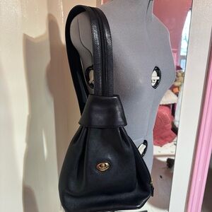 Vintage Tetine Genuine Leather Convertible Backpack Purse